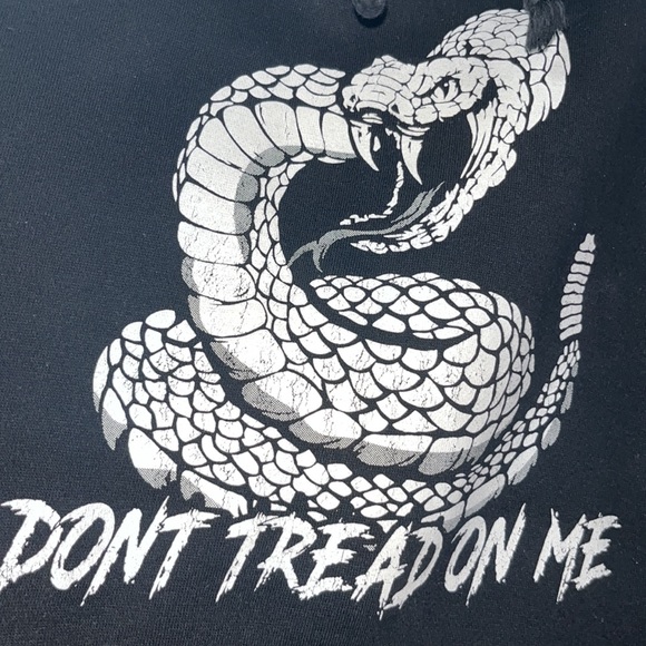 Thick “Don’t Tread On Me” Rattlesnake Logo Pullover Hooded Sweatshirt - Picture 1 of 6
